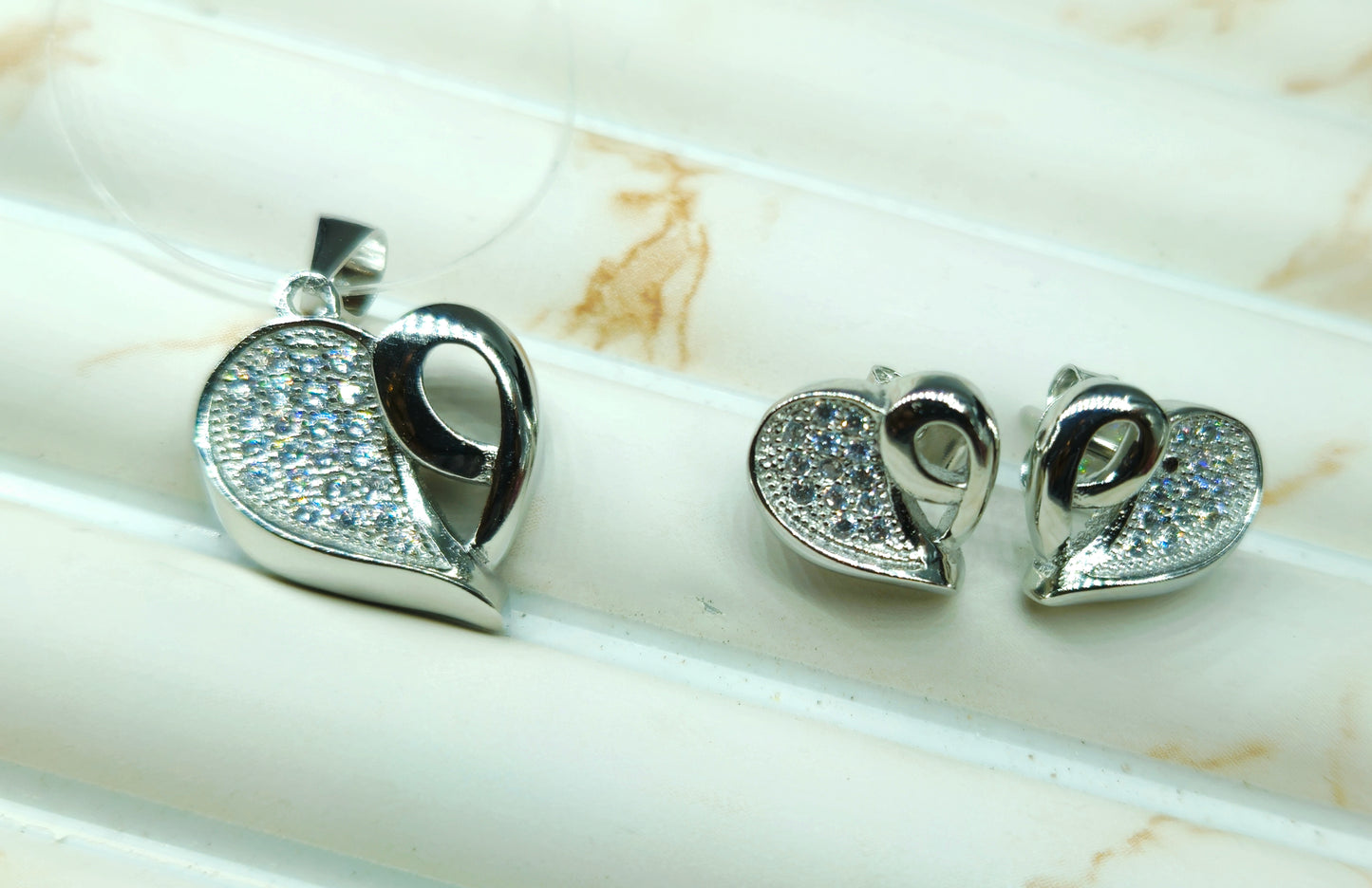 CRYSTAL HEART SET