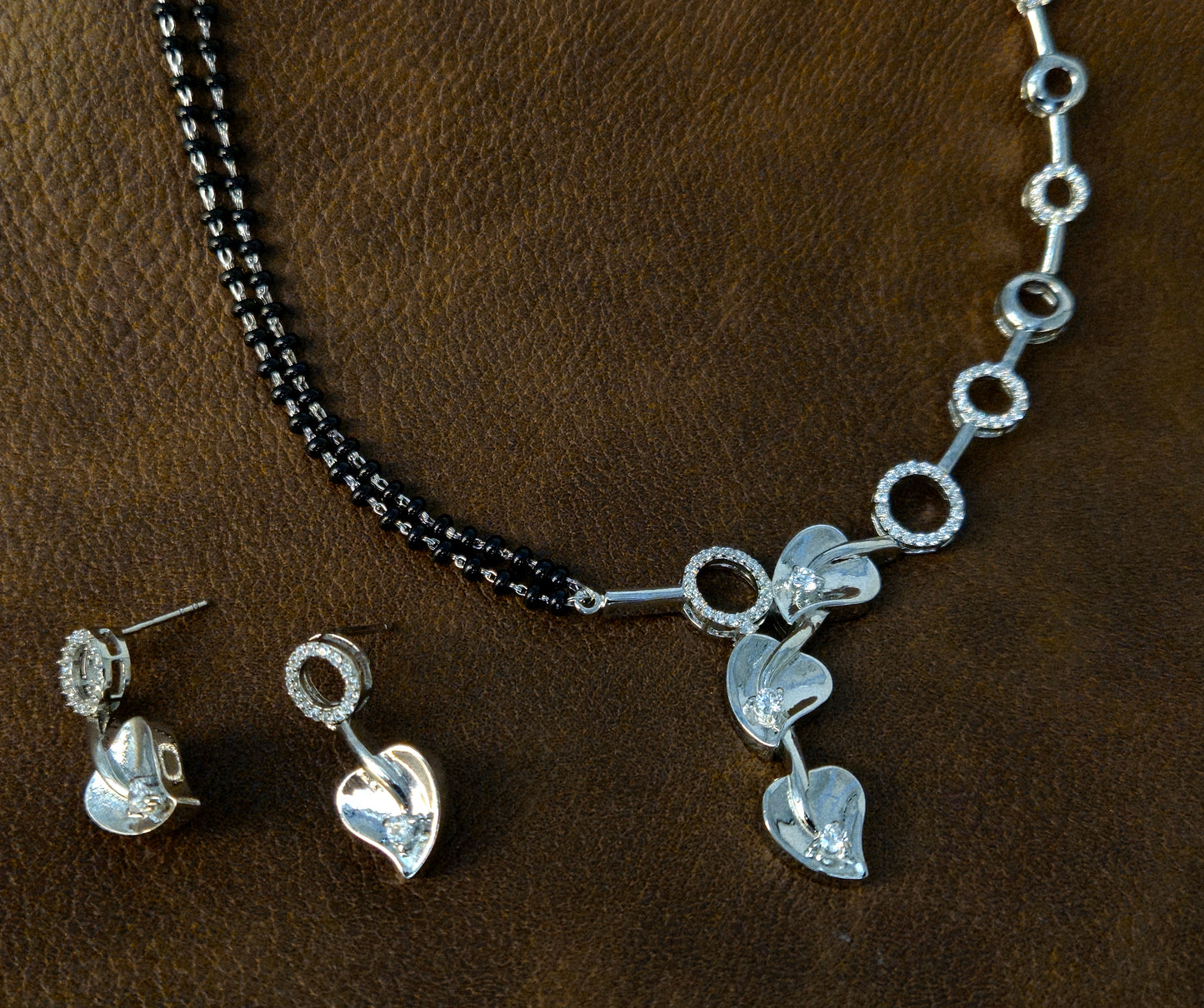 925 Sterling Silver Enchanted Heart Necklace with Floral Charms