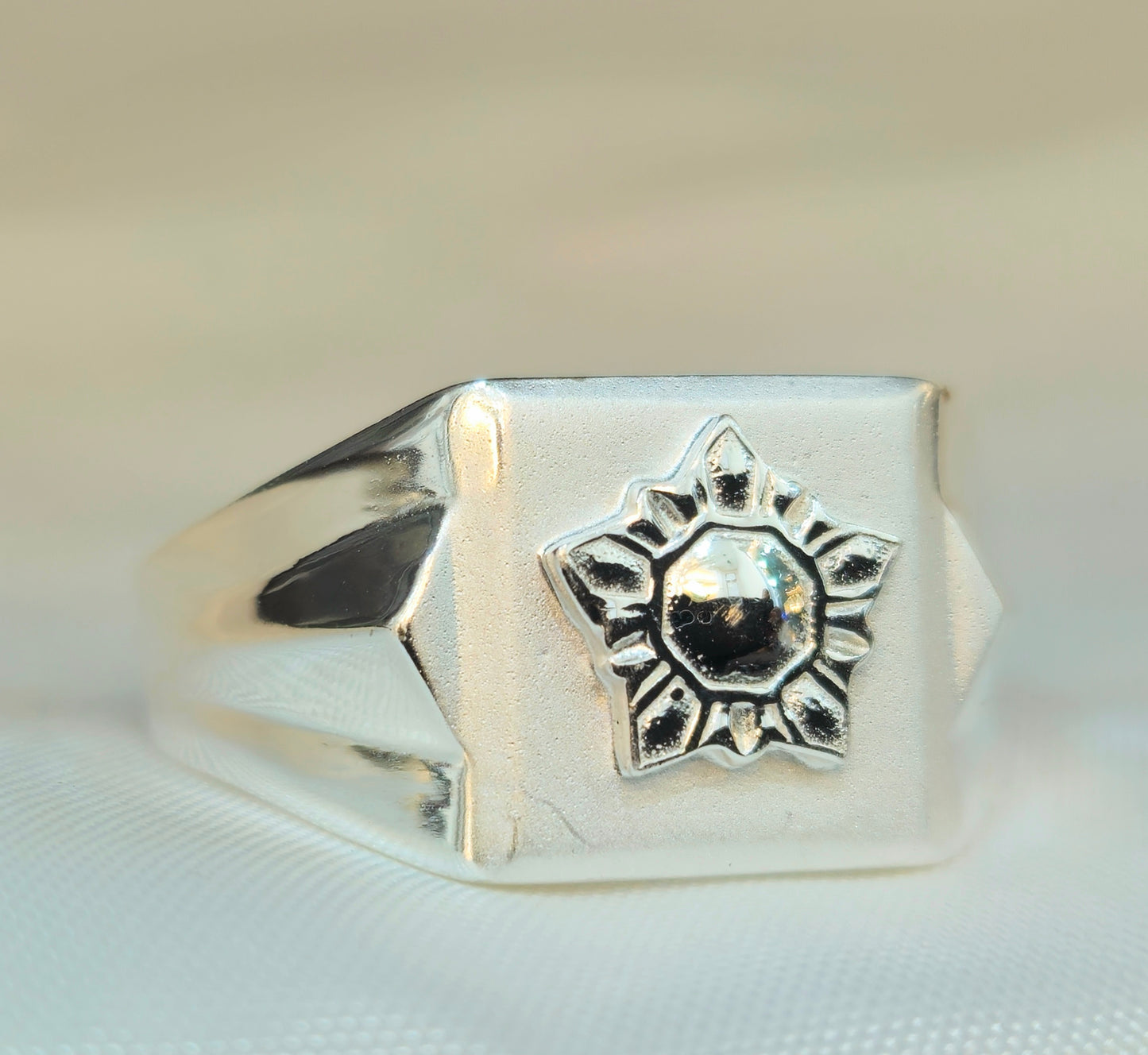 Silver Seven-Pointed Star Seal Signet Ring