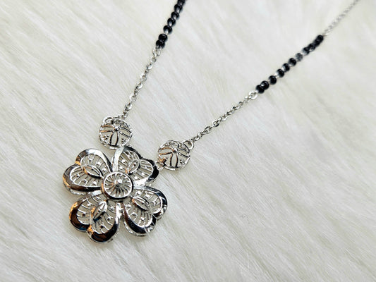 925 Sterling Silver Four-Leaf Clover Mangalsutra Women