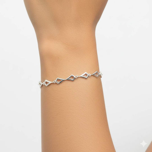 925 Sterling Silver Diamond Link Bracelet for Women | Daily Wear