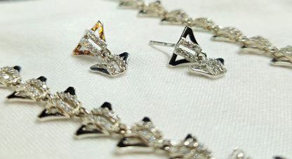 Starlet Arrow Necklace