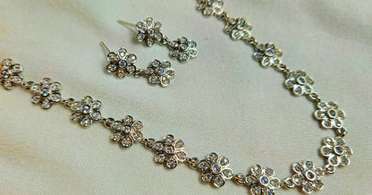 Daisy Delight Necklace