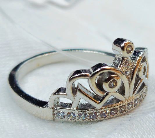 Queen's Crown Ring