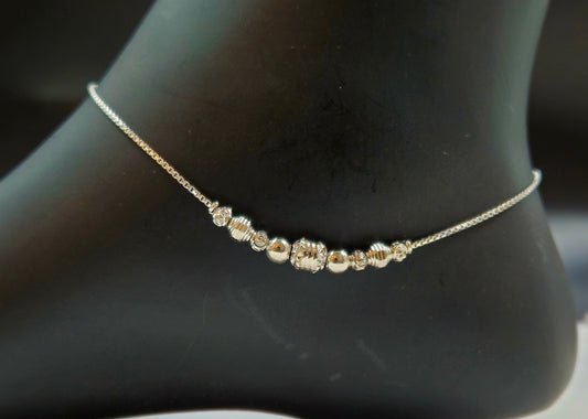 Contemporary Silver-Toned Textured Bead Anklet