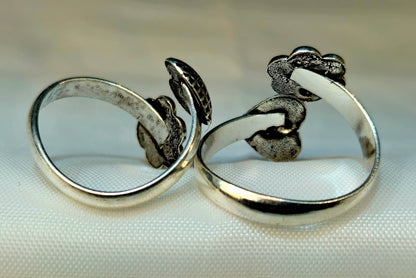 Silver Flower and Textured Heart Bypass Toe Rings