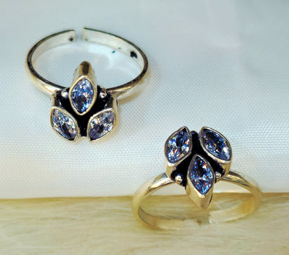 Antique-Finish Silver Tri-Marquise Diamond Cluster Toe Rings