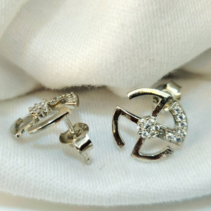 Abstract Wheel Pendant Set