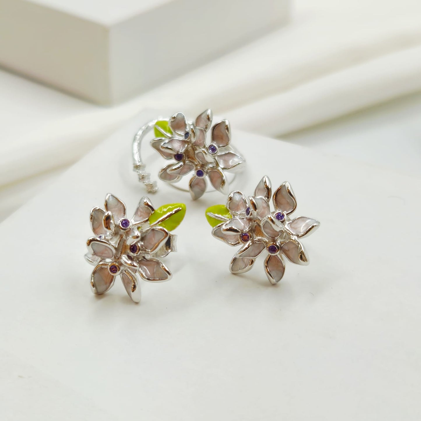 Lilac Bloom 925 Silver Set
