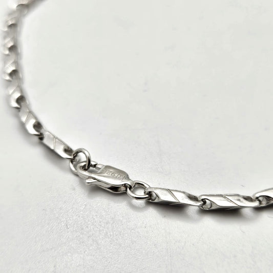 Chevron Link Chain