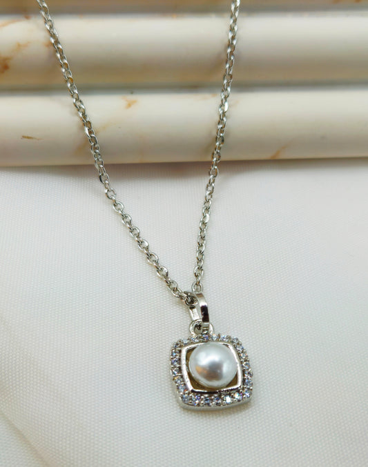 Classic Cushion Halo Pearl Pendant