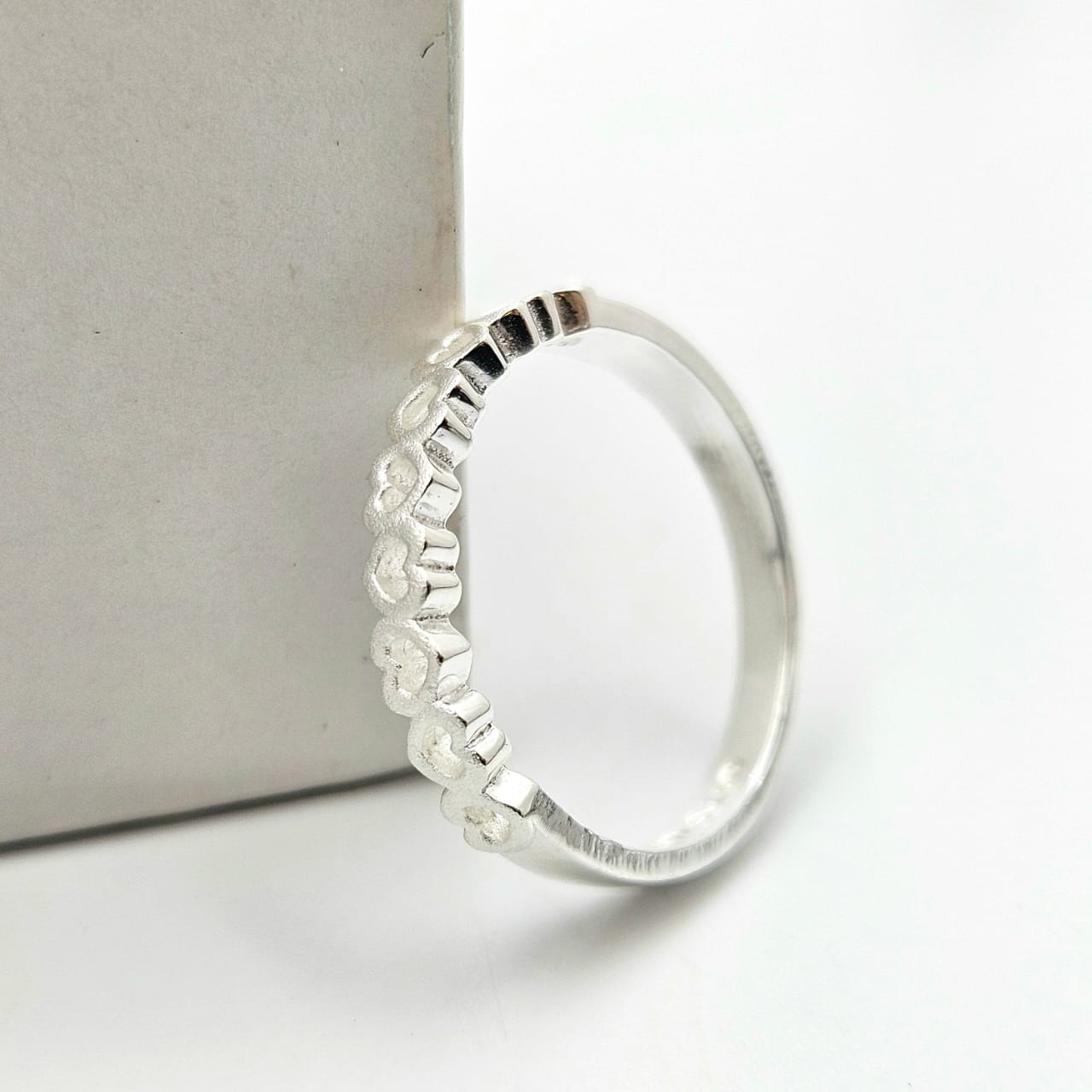 Dainty Heart Clover Ring