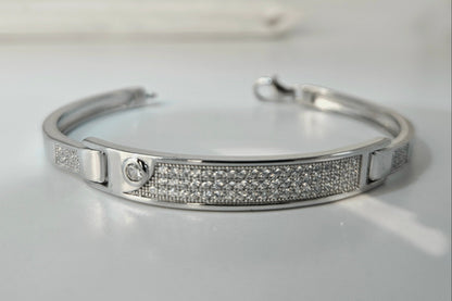 925 Sterling Silver Screw Motif Cuff Bracelet for Women | Modern Style