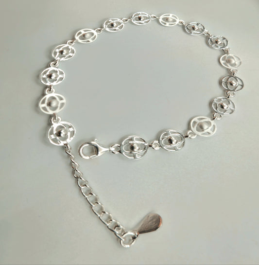 Silver Geometric Round Link Bracelet
