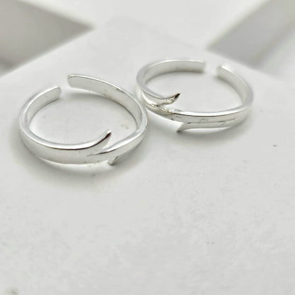 Sterling Silver Twisted Bypass Toe Ring