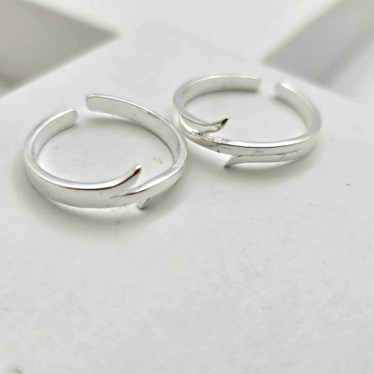 Sterling Silver Twisted Bypass Toe Ring
