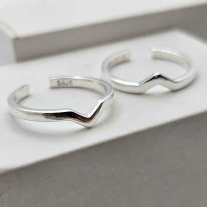 Sterling Silver V-Shaped Toe Ring