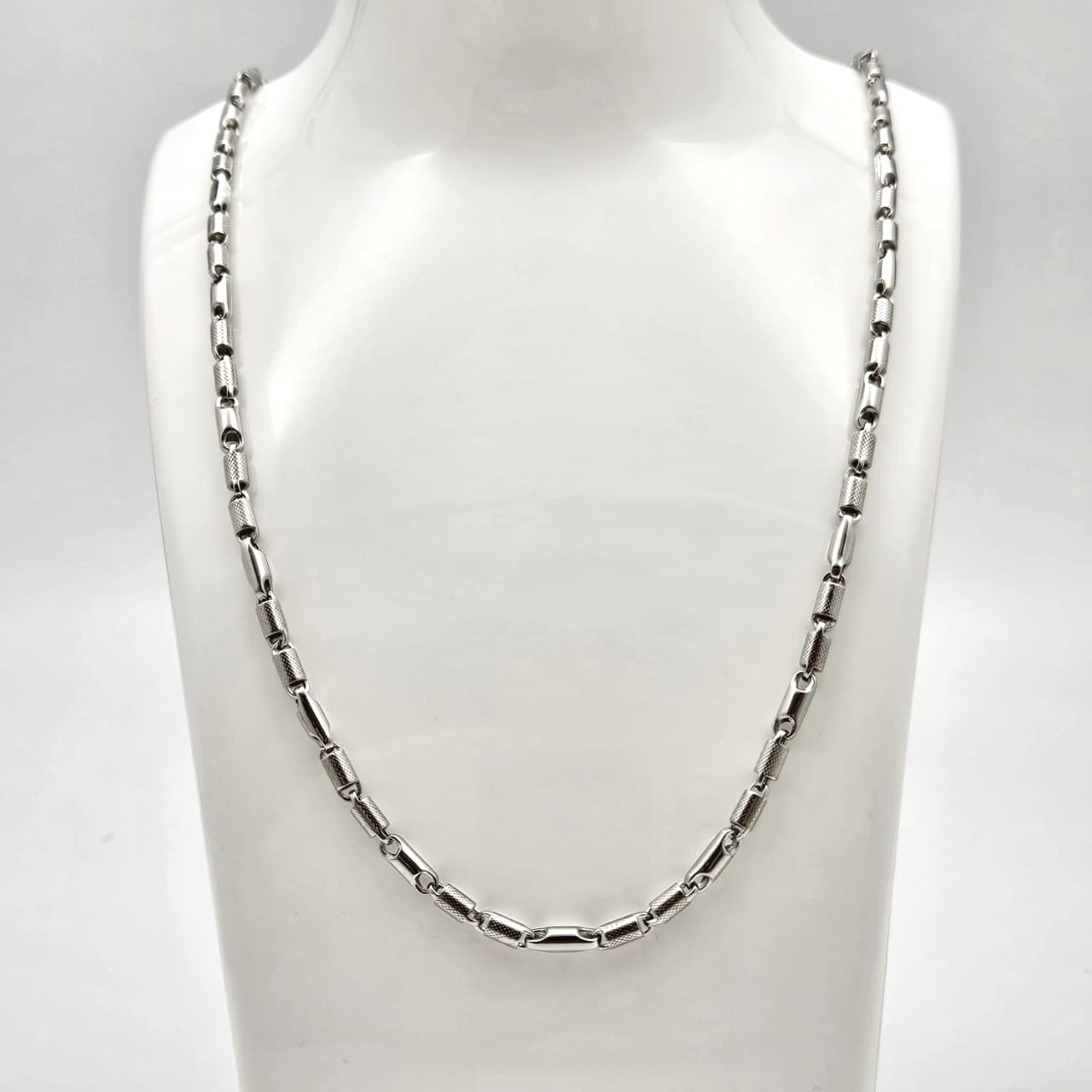 Textured & Smooth Bar Chain
