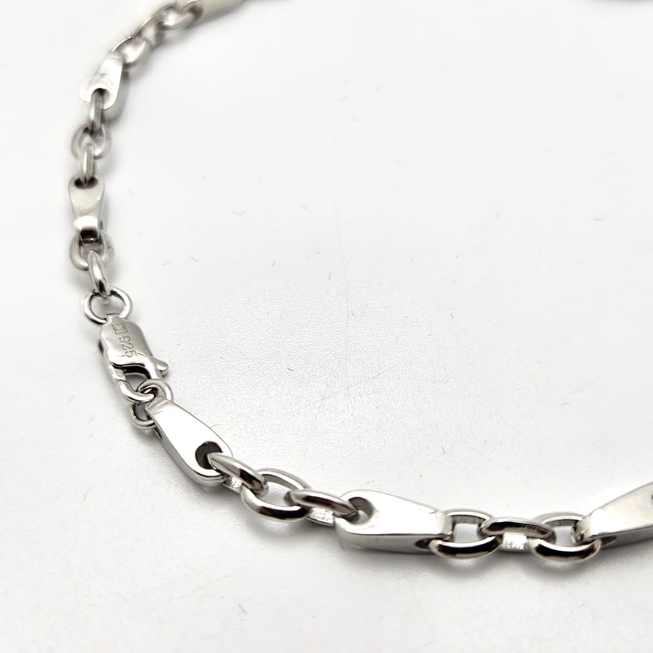 The Metro Link Chain