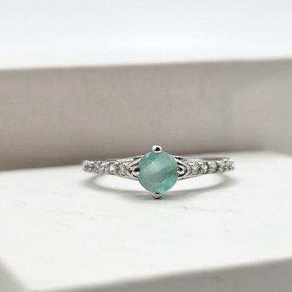 Vintage-Style Cat's Eye Ring