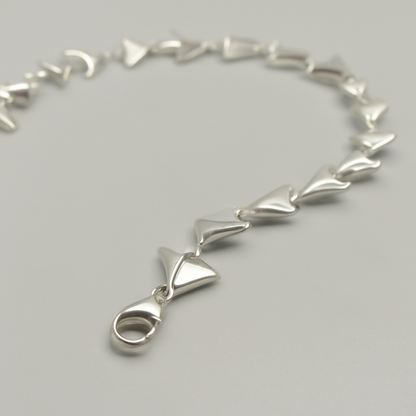 925 Sterling Silver Arrowhead Link Bracelet for Women | Modern Style